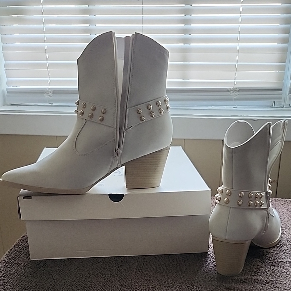 White Studded Ankle Boots - Picture 3 of 3